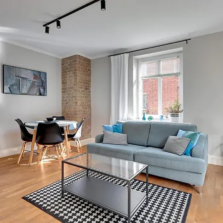 Grand - Entry - With Garden In * Сопот