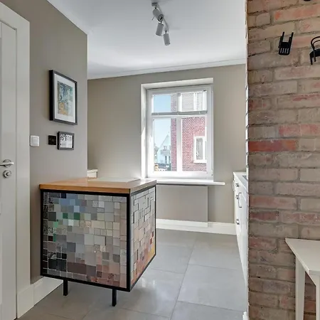 Апартаменты Grand - Entry - With Garden In *